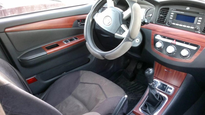 Lifan Solano 620 салон