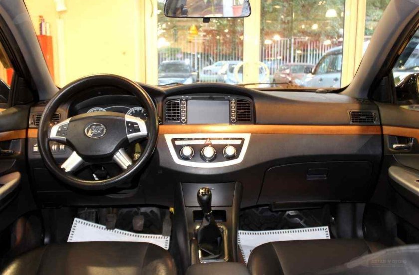Lifan Solano 2012 салон