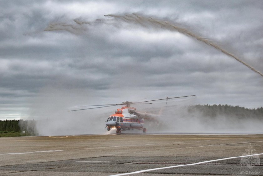 Ми-8 МЧС России