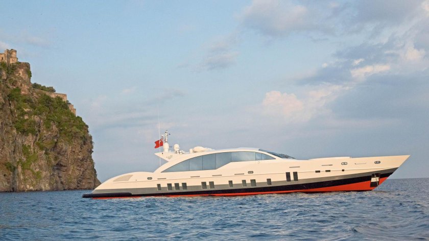 Яхта mega yacht centauro 110m