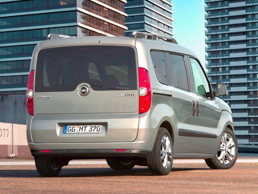 Opel Combo 2011