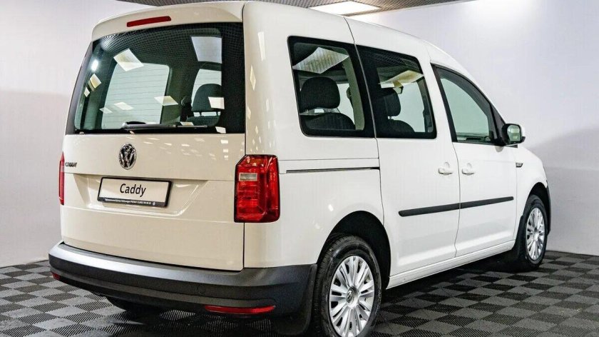 VW Caddy 2022