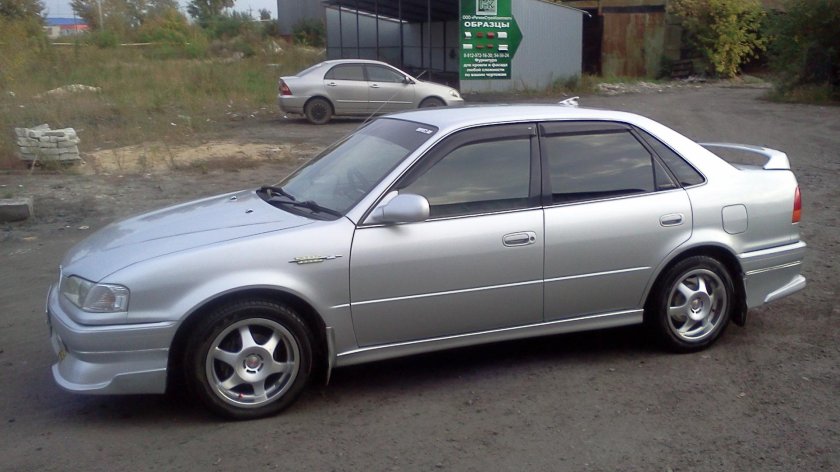 Toyota Sprinter ае 110