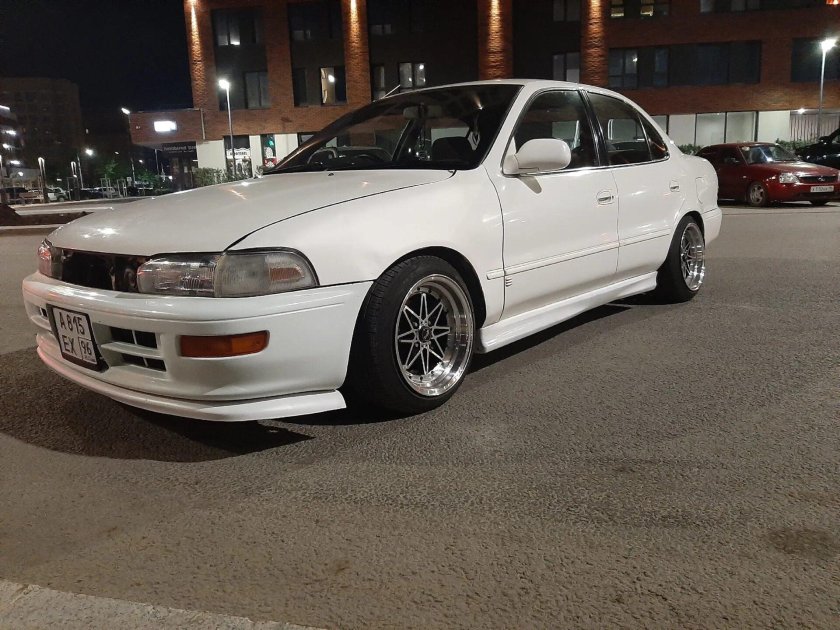 Toyota Corolla ae100