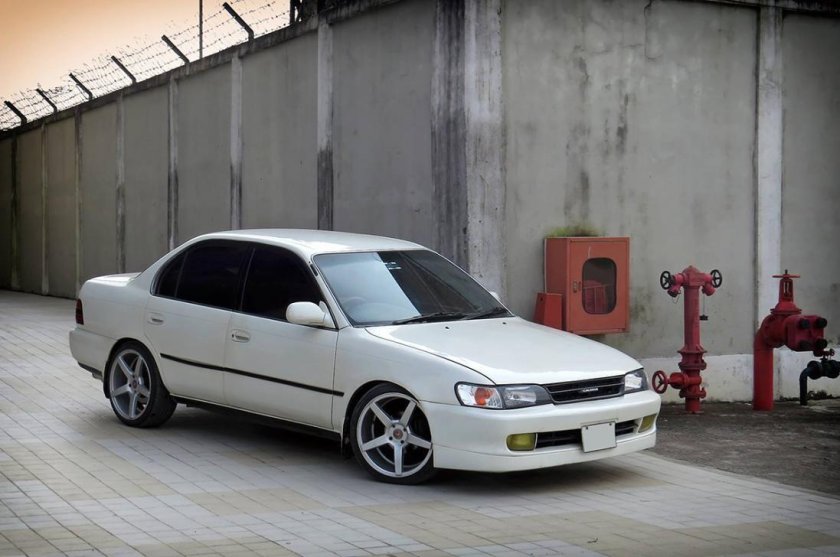 Toyota Corolla ae101