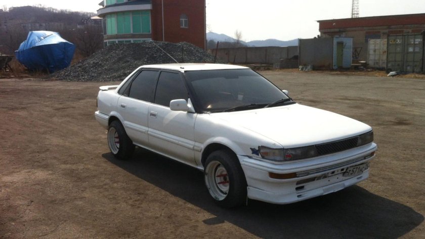 Тойота Королла Спринтер 1990
