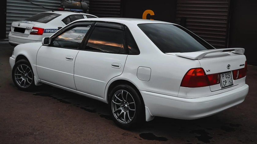 Тойота Спринтер 110