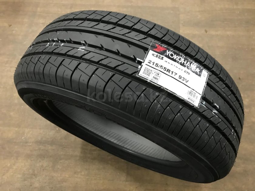 Yokohama 215/55r17 94v DB Decibel e70n TL