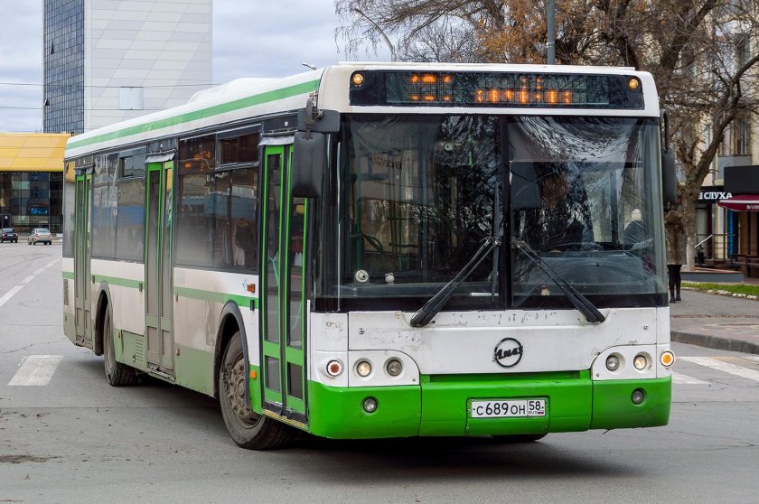 Городской автобус