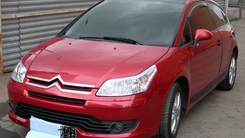 Citroen c4 красный