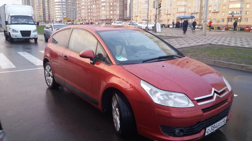 Citroen c4 красный