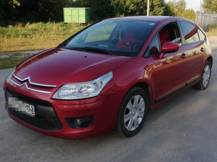 Ситроен с4 красный 2010