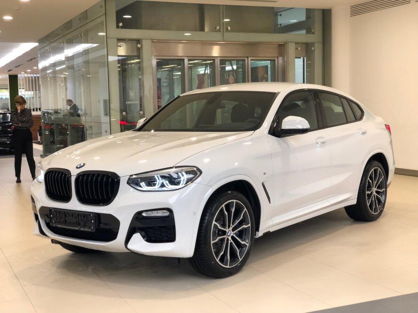 BMW x4 белая