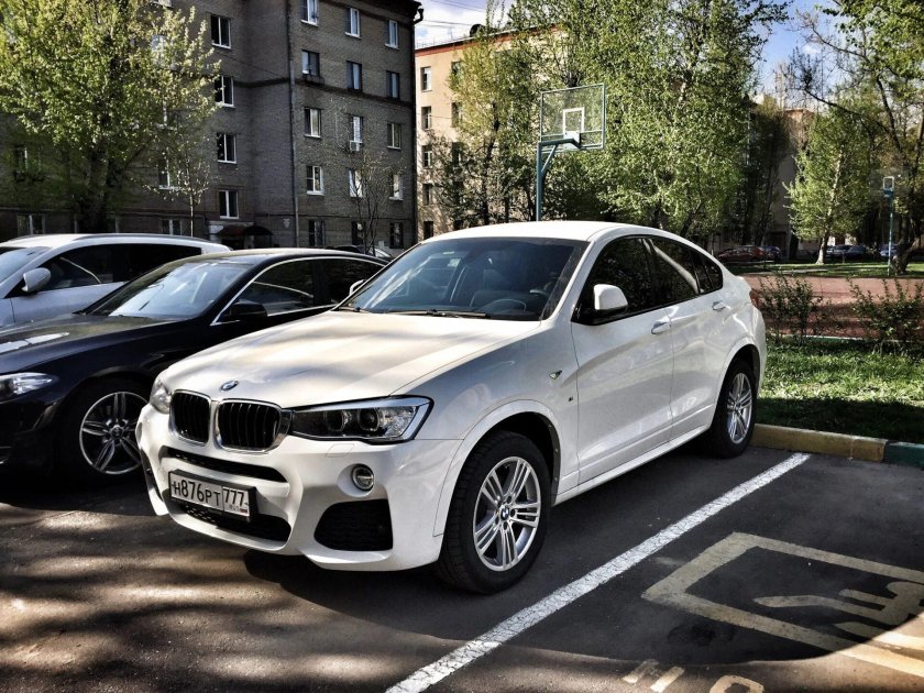 BMW x4 белая