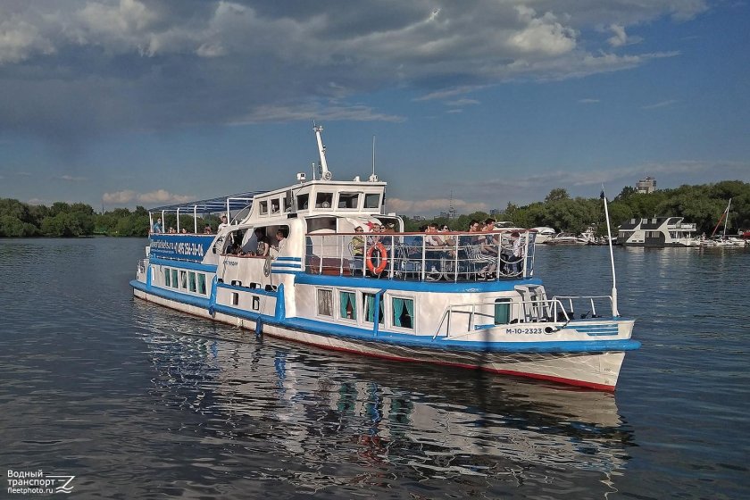 Теплоход Амстердам