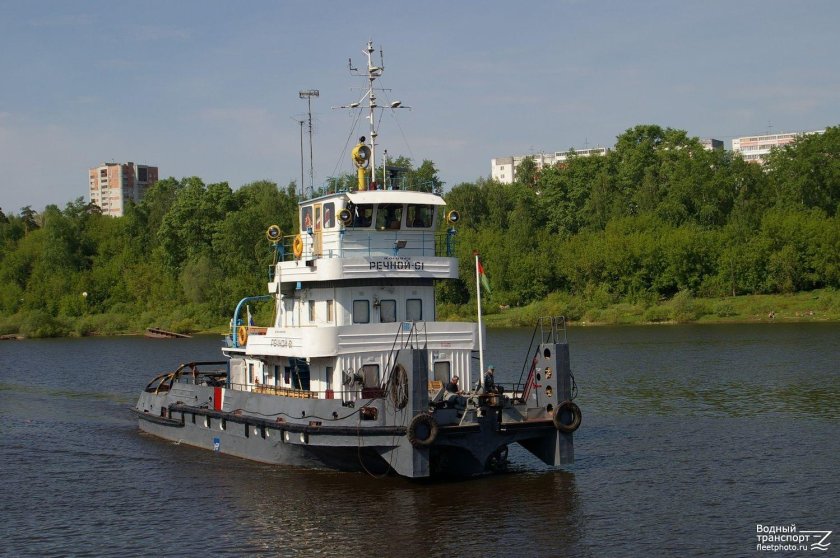 Речные буксиры и толкачи