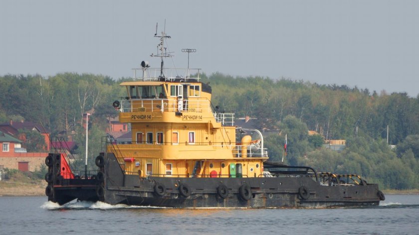 Буксир толкач