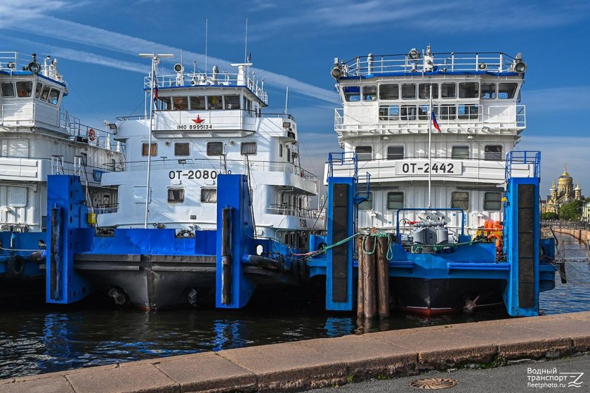 Буксир толкач морской