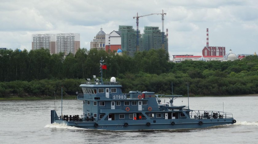 Речные буксиры и толкачи