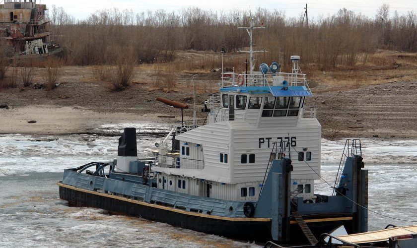 Речные буксиры и толкачи