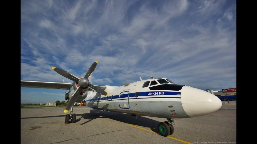 Самолет АН 24