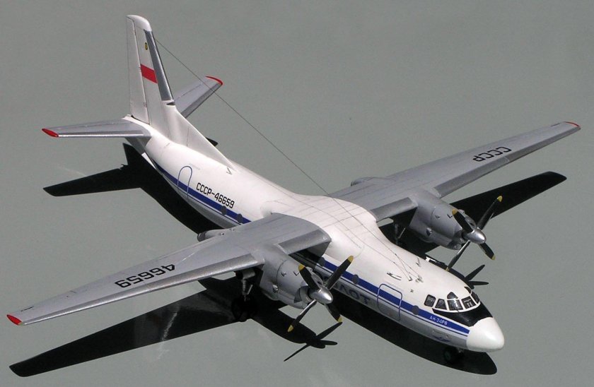 Самолет АН 24