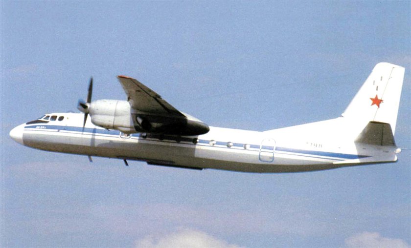 Самолет АН 24