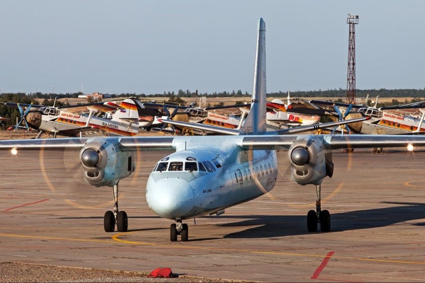 Самолет АН 24