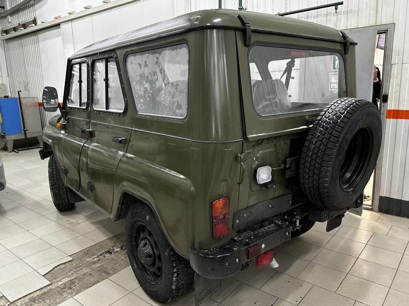 Оранжевый неметаллик УАЗ Хантер новый