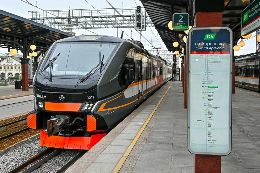 Эп2дм новый поезд