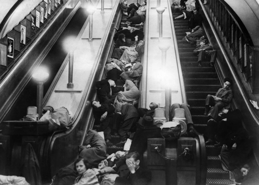 Эскалатор на Авиамоторной в 1982