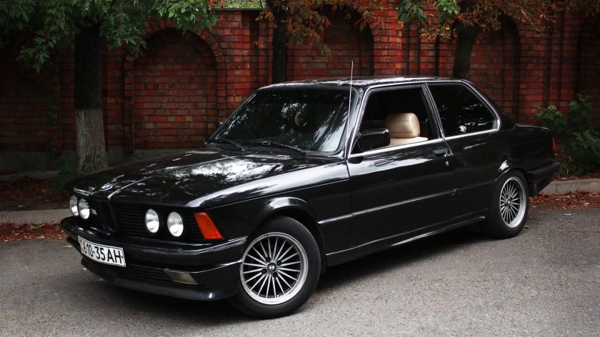 BMW 3 Series (e21)