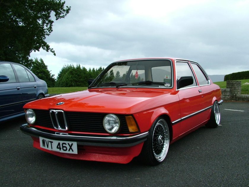 BMW 316 e21
