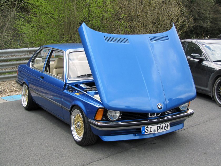 BMW 3 e21