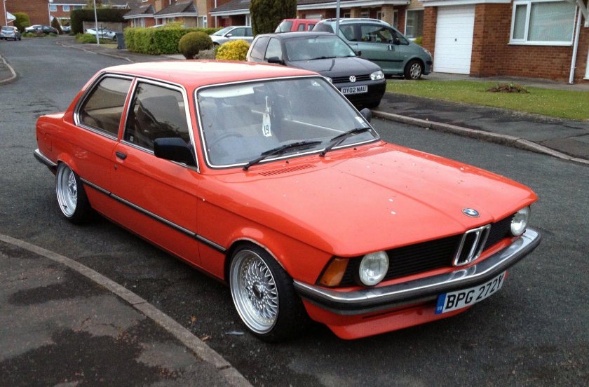 BMW e21