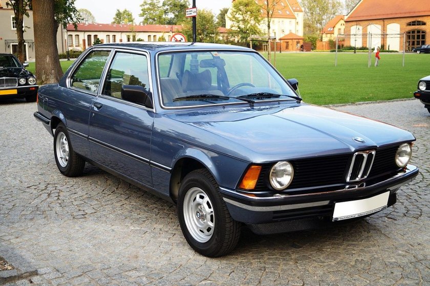 BMW 316i e21