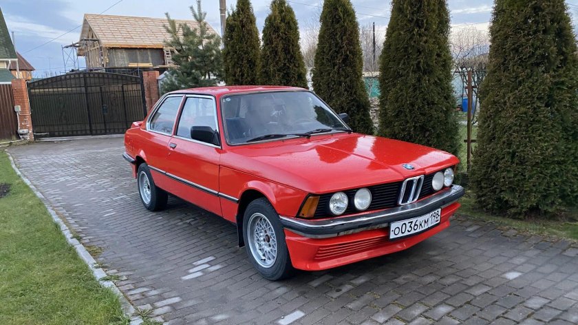 Панель в 116i фото е21