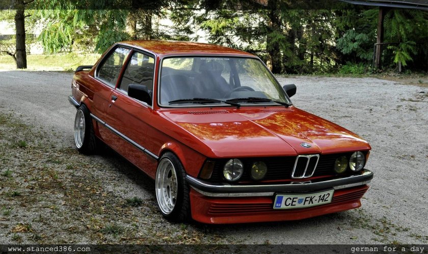 BMW e21