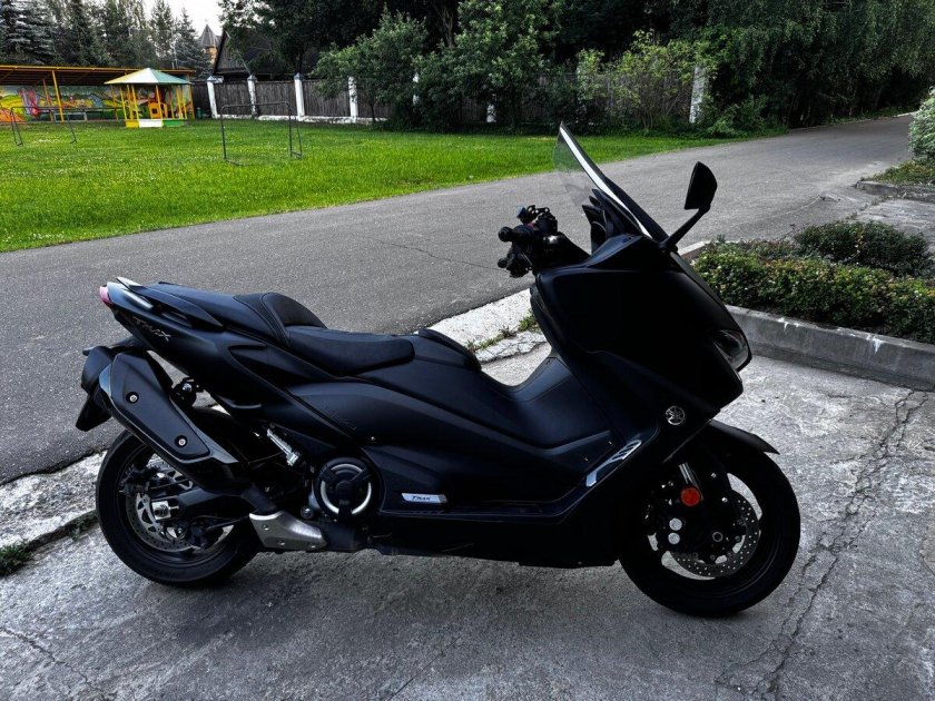 Yamaha tmax