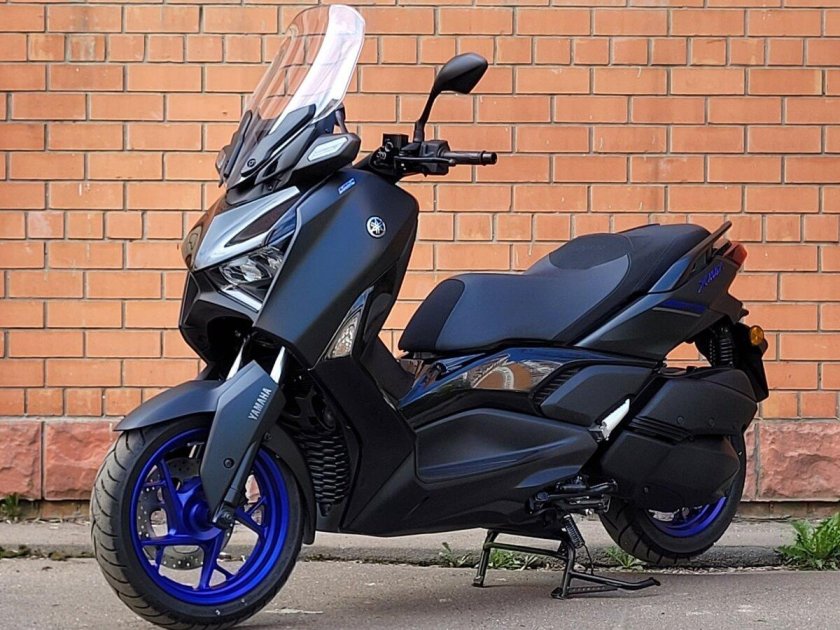 Yamaha x max