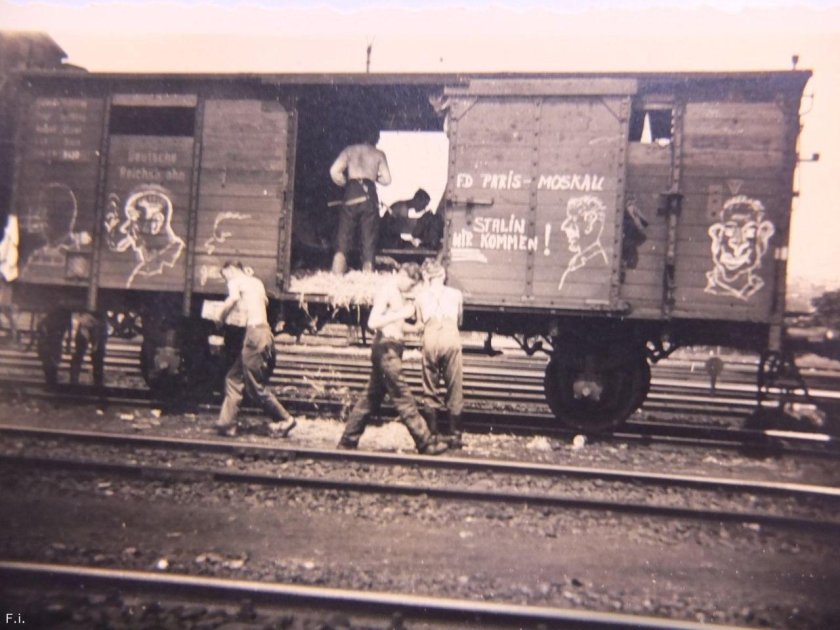 Эшелон теплушки люди 1941 война