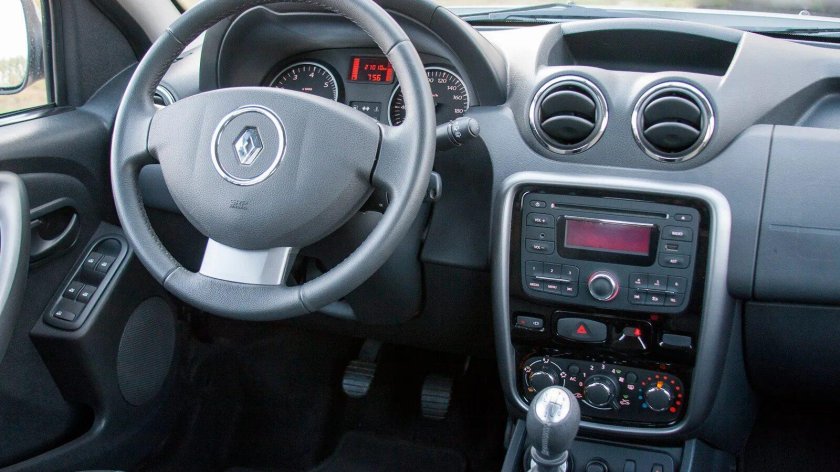 Renault Duster 2013 салон