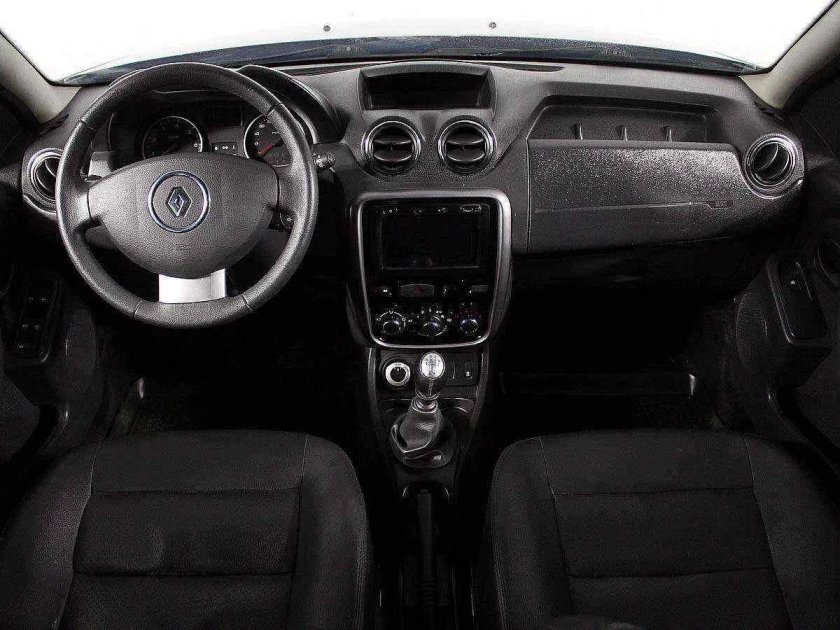 Рено Дастер 2018г фото салона