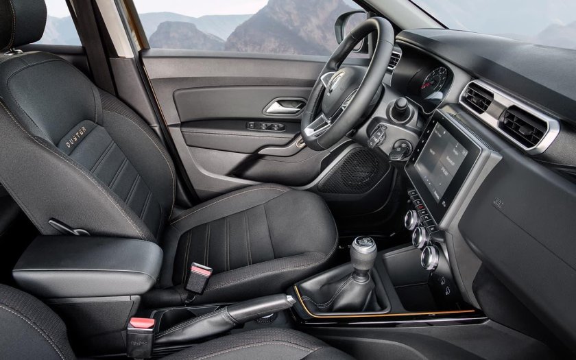 Рено Дастер 2020 салон