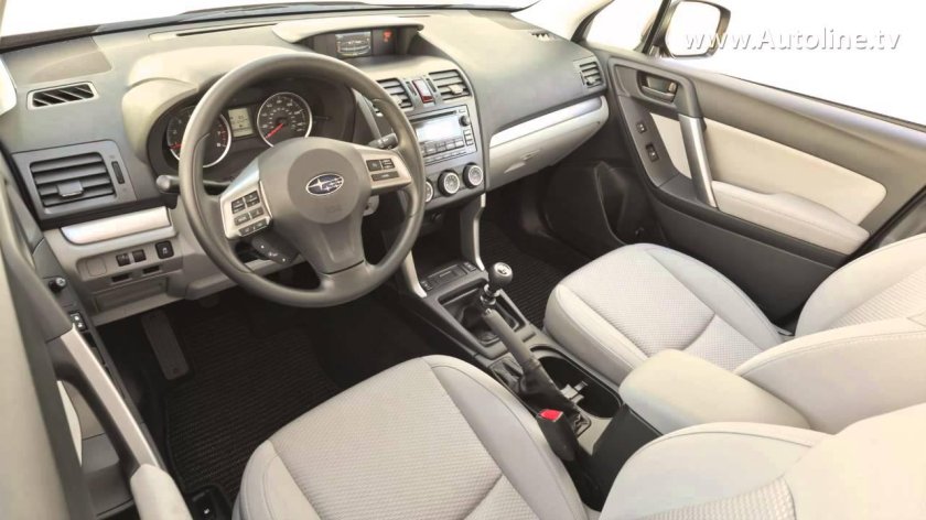 Subaru Forester салон
