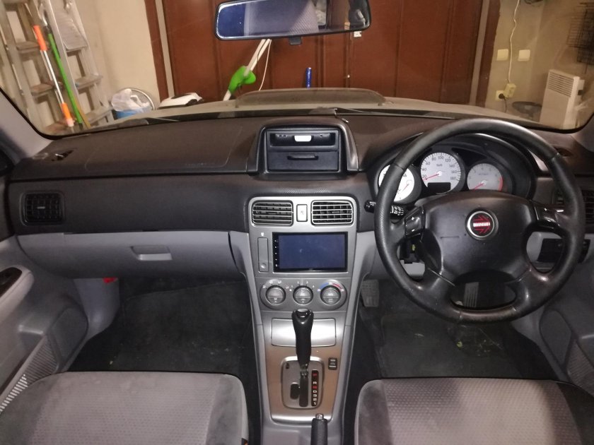 Subaru Forester 2006 салон