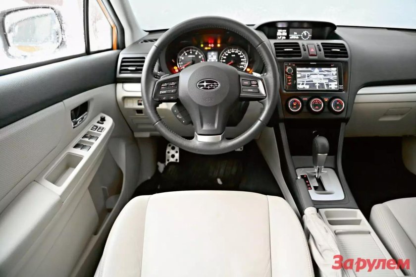 Субару XV 2013 салон