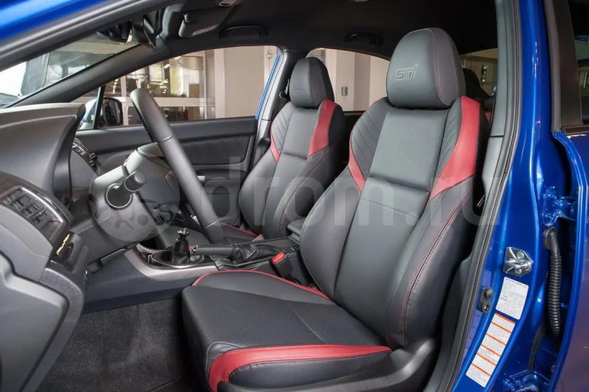 WRX Performance package сиденья