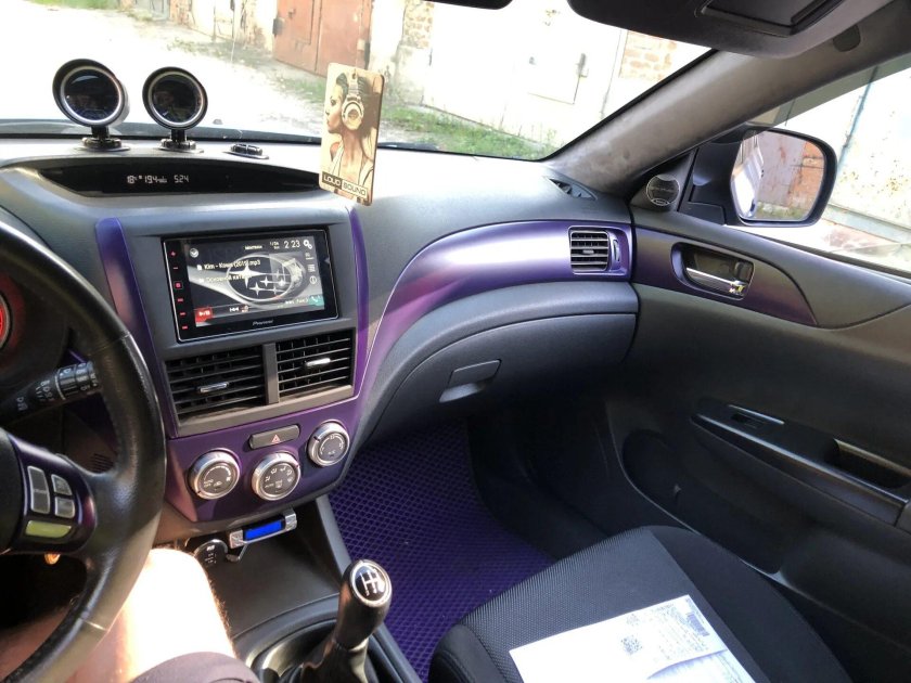Subaru Impreza 2008 салон