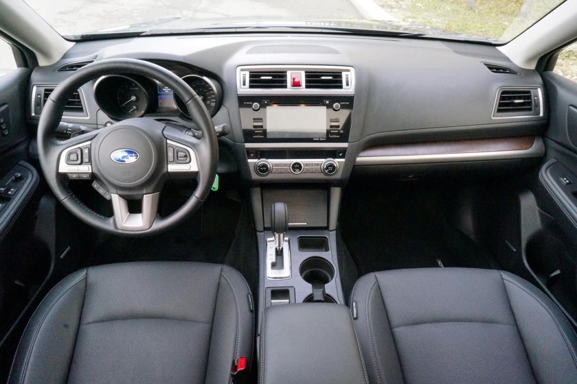 Субару Аутбек 3 салон